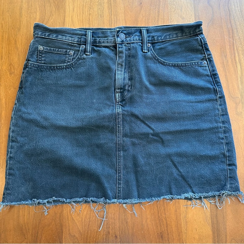Levi’s denim skirt